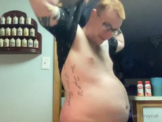 Chugging boost and talking about how much of a fat piggy i wanna grow 