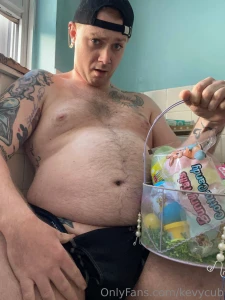 Hope everyone had a fattening easter i know i did still eating all part 3