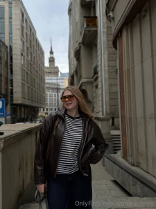 City hustle is my background but i m the main character of my day