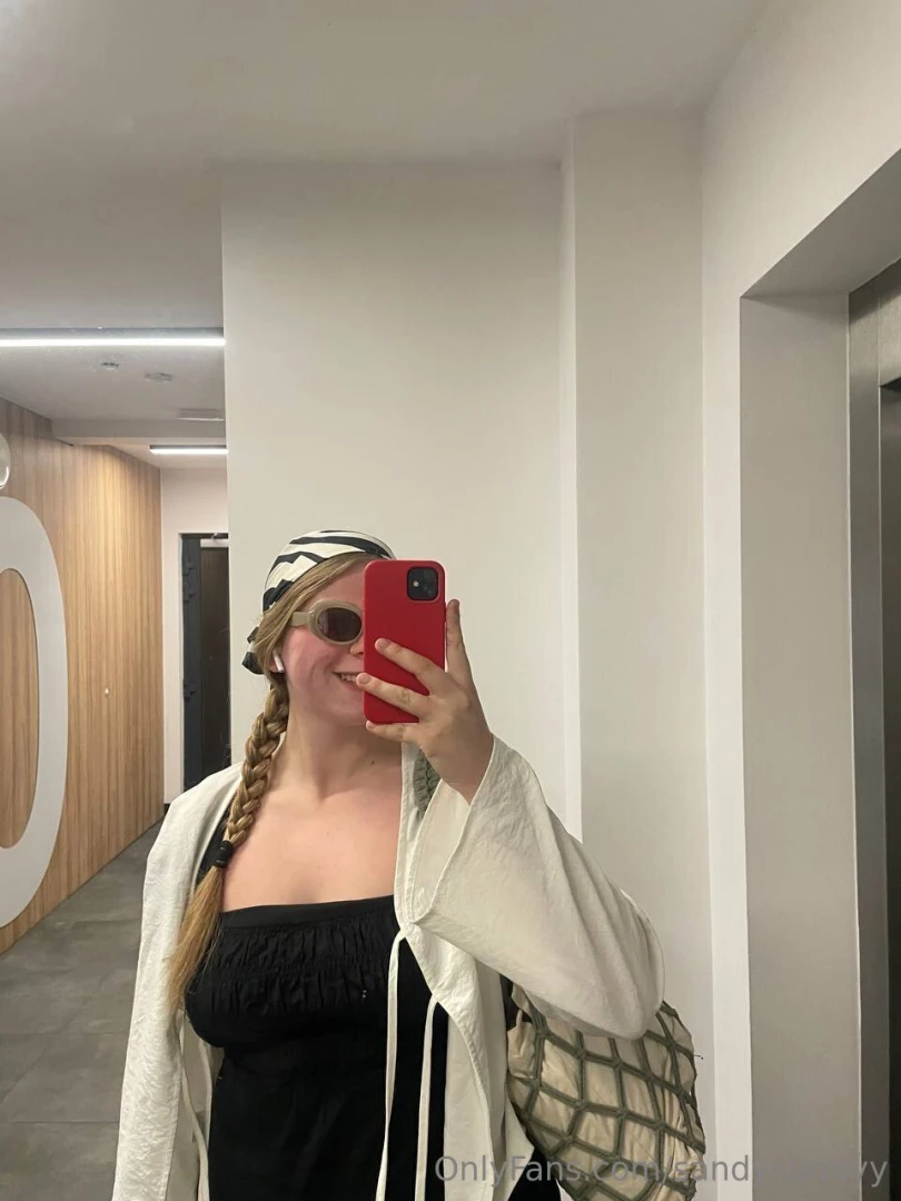 My smile is a little boost of happiness for you part 1 