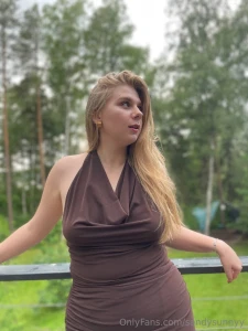 This dress absolutely stunning just like me