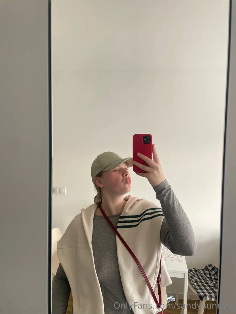 Mirror outfit check feeling good looking great 