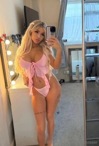 I can t believe her page is free don t miss out on the hottest blondie part 20