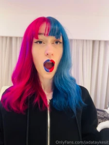 Rose azul pt 4 check out the full sets coming to my premium