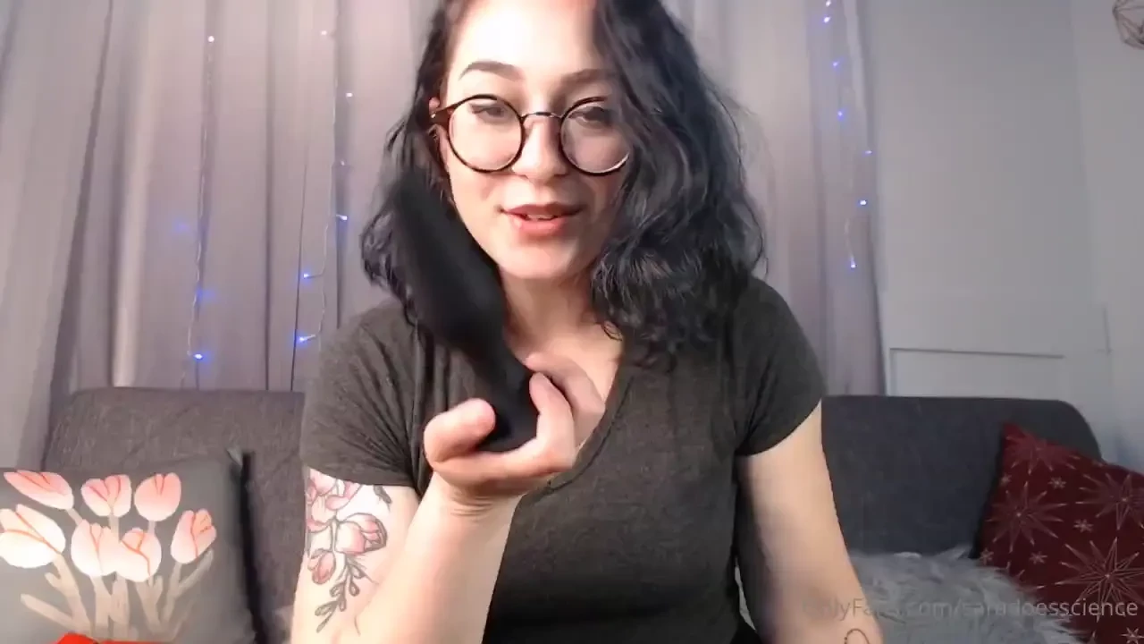 An instruction on how to play with your butt plug let me control your 