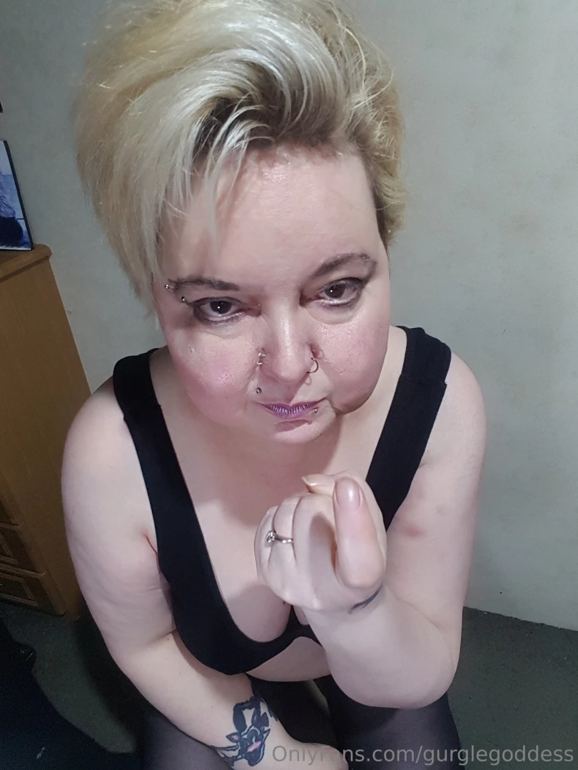 There s another side to me i d like to share do you wanna see it 