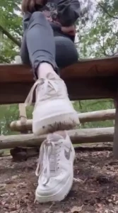 8 minutes with english subtitles aw look who needs a break was it soo