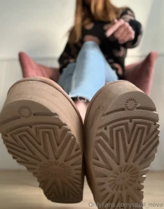 Put your nose and tongue to good use piggy lick that fuzz off my