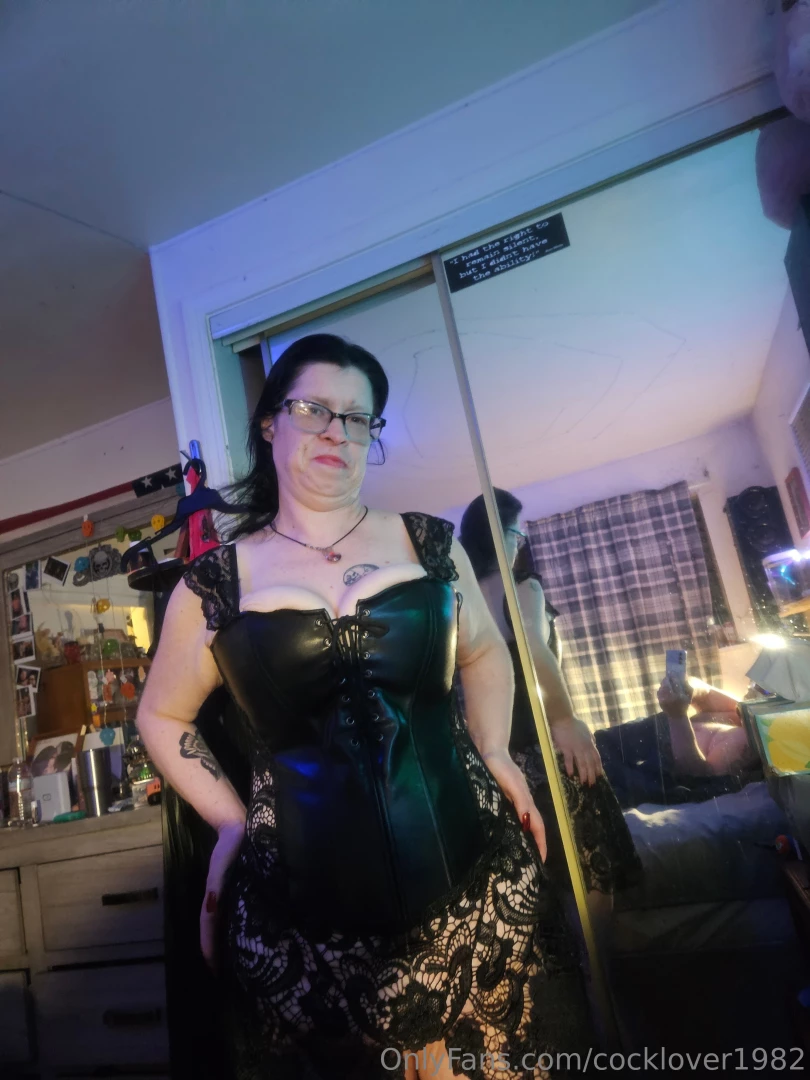 Feeling extra sexy tonight part 2 