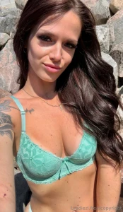 C est le temps de venir me rejoindre mon b b https onlyfans com