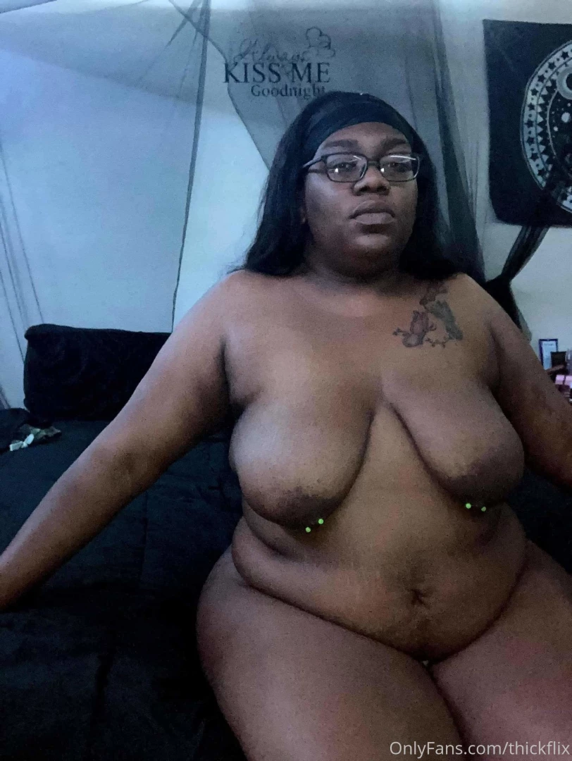Follow these bbw sluts blakkunicorn bbwxxkitten2 thickflix amp 