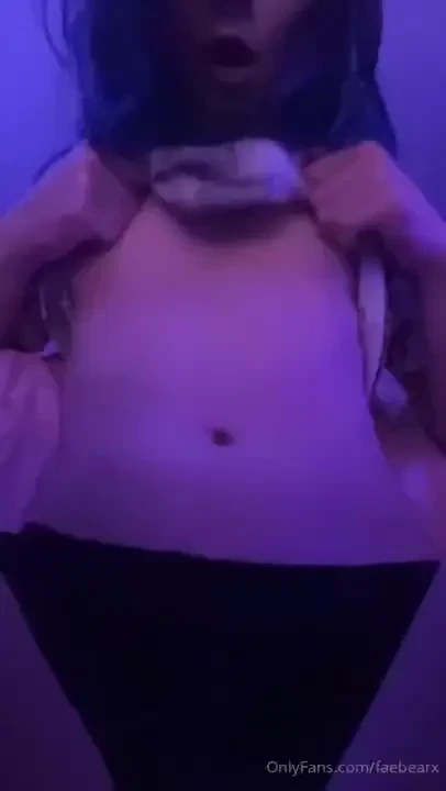 The type of vids i send to my bull 