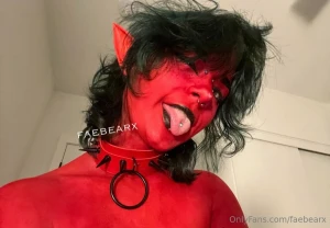 Reposting bc these are hot n i got red body pain all over my apartment part 1