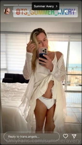 Dont forget to follow me on ig mauhhh xo