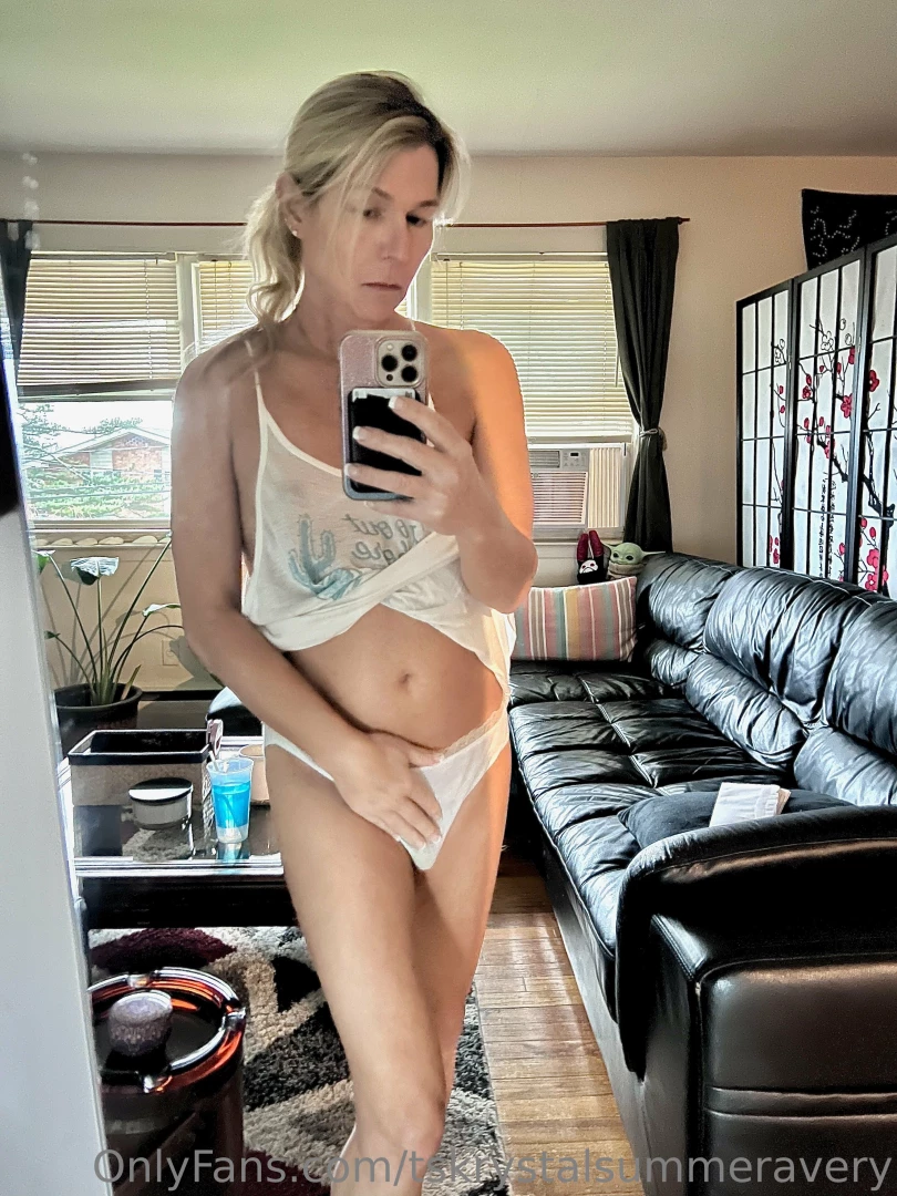 Would you lick this fit trans body all over no makeup no filters or 