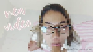 Want to see me suck something big and thick come over to ilovebee