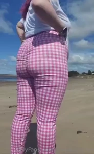 Wore no panties on my walk decided fuck it i ll show you what s under