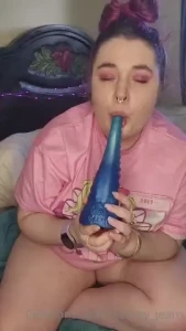 A little compilation i was too tight with the buttplug in to fuck part 2