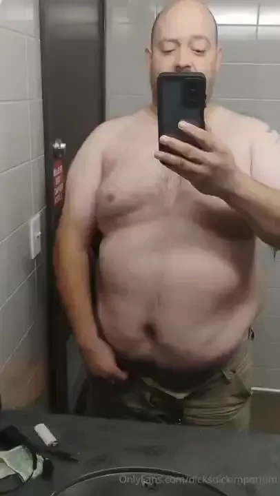 Weight update look at my pants they aren t tight anymore 
