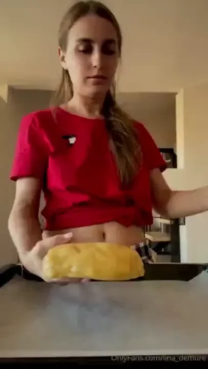 Not exactly sexy content haha but i m just a simple girl who sometimes 