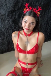 Holidays are creeping closer and you know what that means time to get