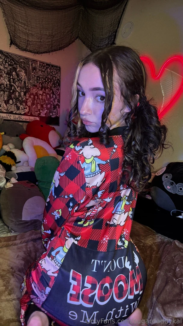 Marry christmas everyone i have an announcement i am going to be part 1 