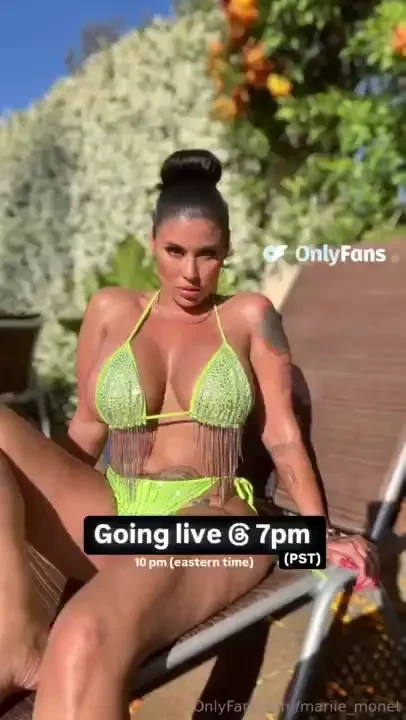 Going live on my vip page make sure you cum keep me company things may 