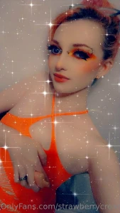 Neon orange really suits me what s your favorite sex position comment