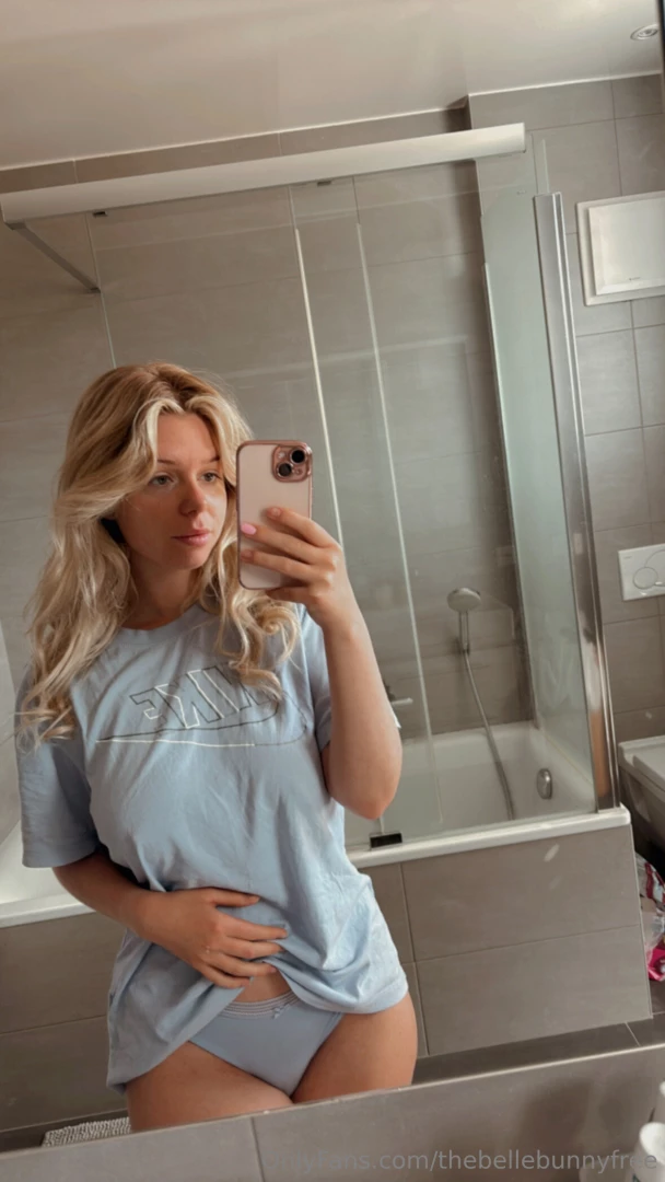 My vip account where i post nudes on feed is on sale now thebellebunny 