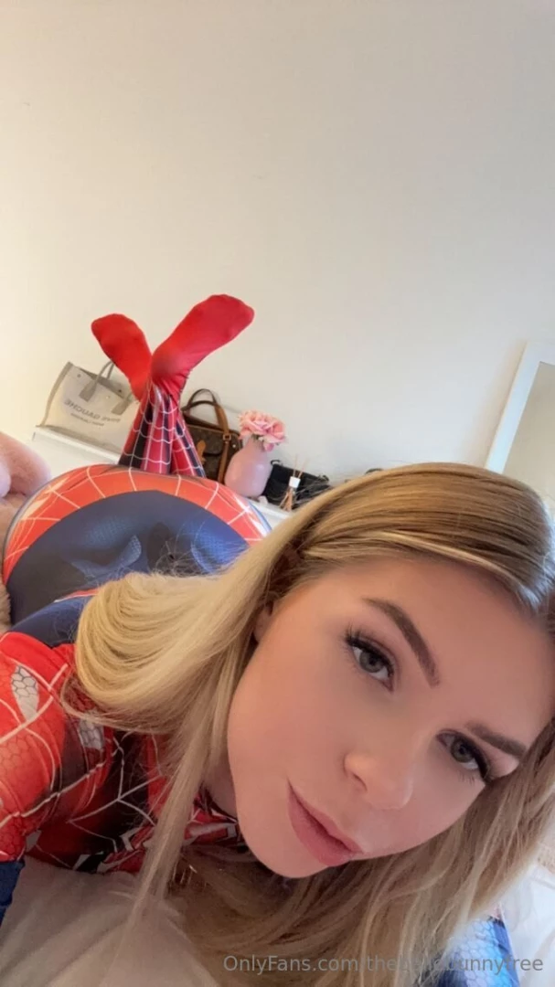 Your fave spider girl 