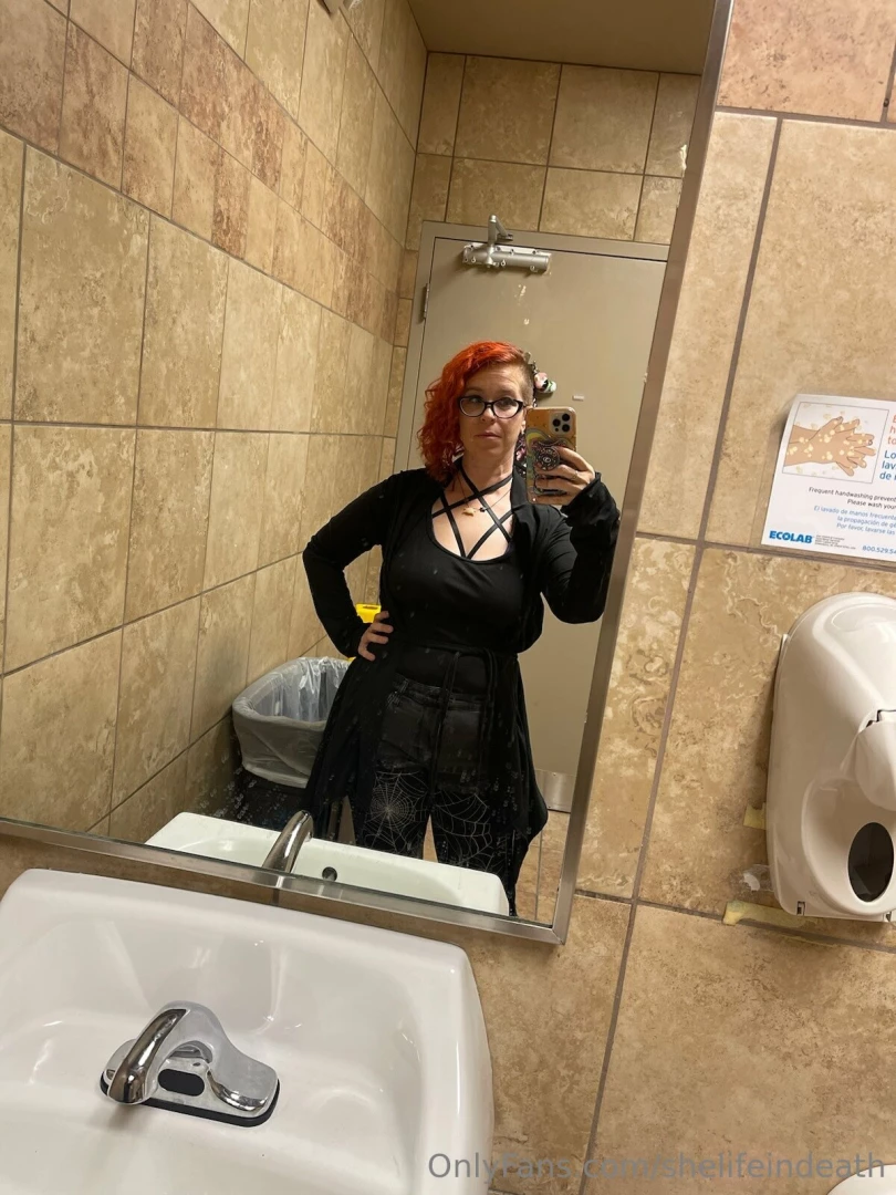 Spooky season is the best 