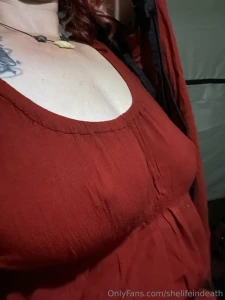 Red dress blue eyes part 4