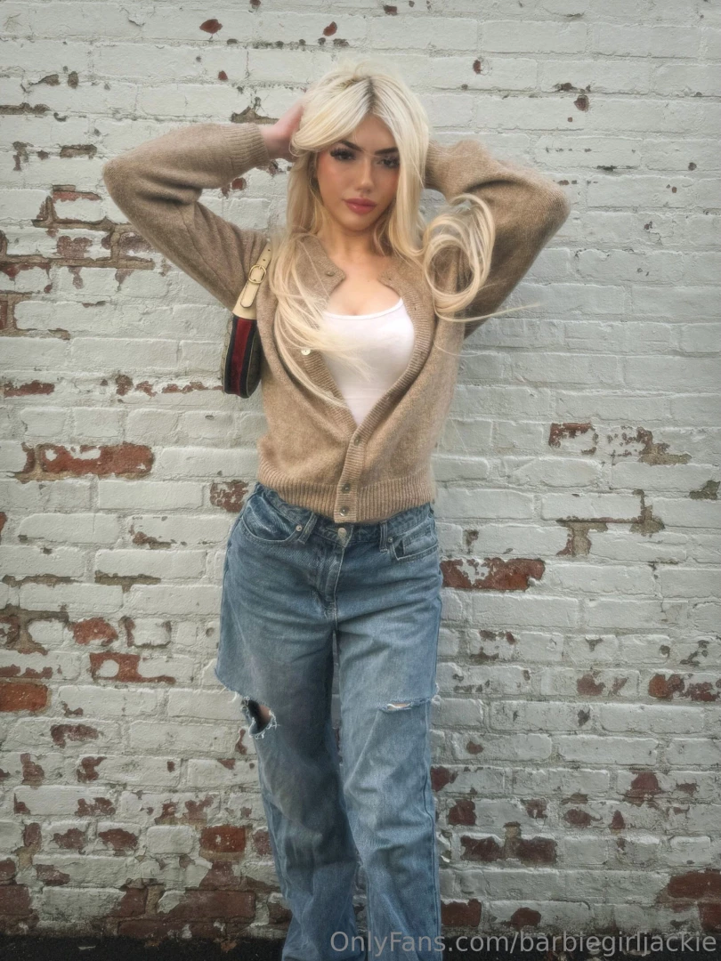 What do you think of today s outfit part 2 