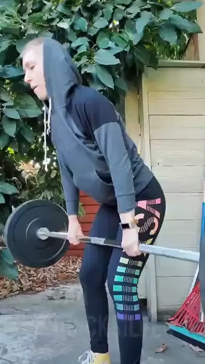 Deadlifts and standing shoulder presses 