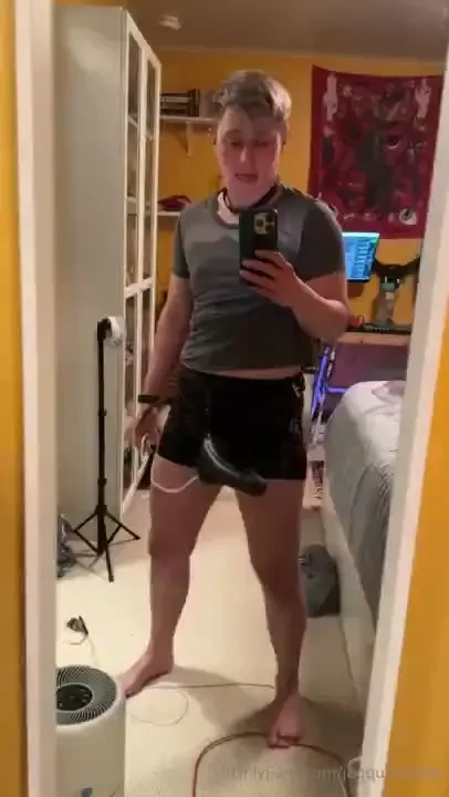 It s sneak-peek sunday here s a silly bts of me testing to make sure 