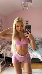 Sunday funday over on my vip uploading new content belleolivia3