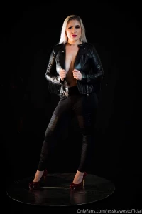 Heading to san diego on the 24th for 8 days to shoot bikinis on the