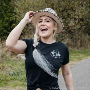 Another great photo from the shoot i did for clothing and travel