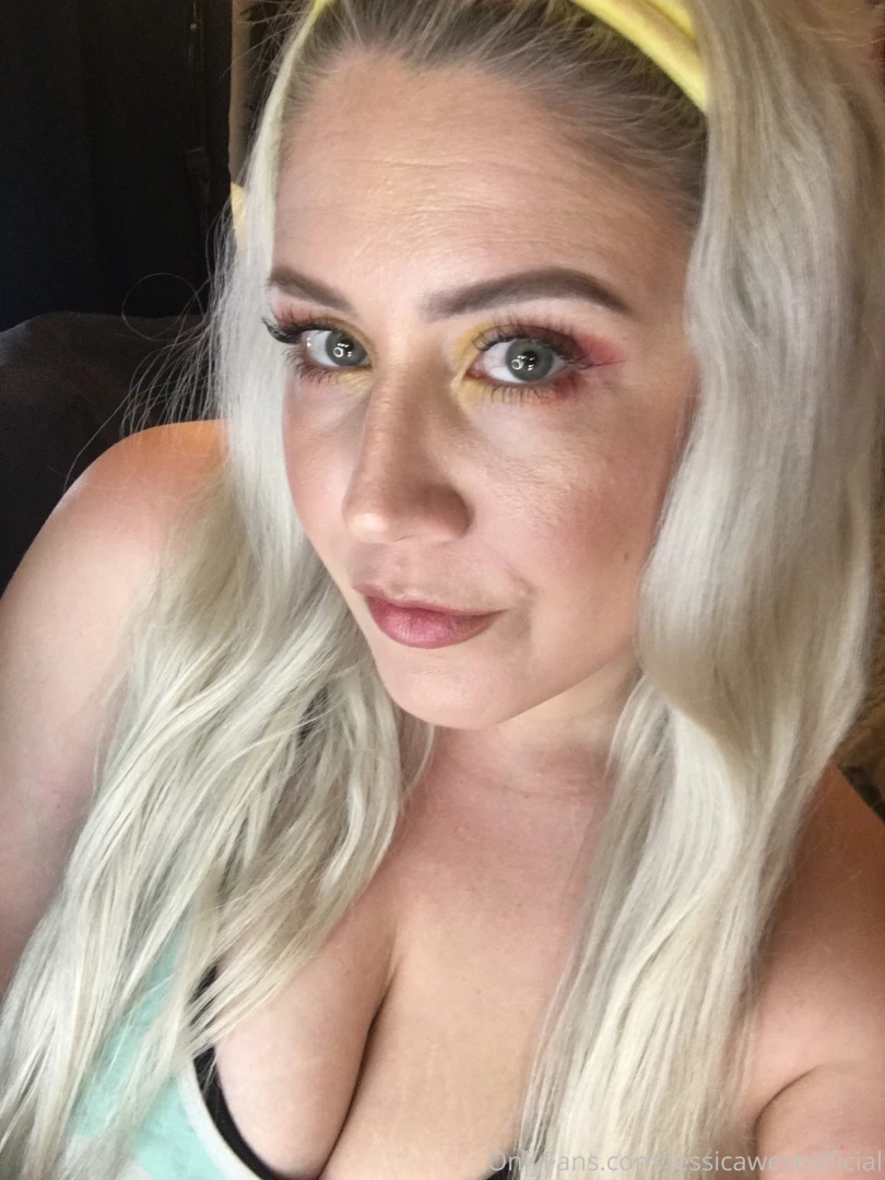 I have my first singing gig in a year this saturday and i m super 