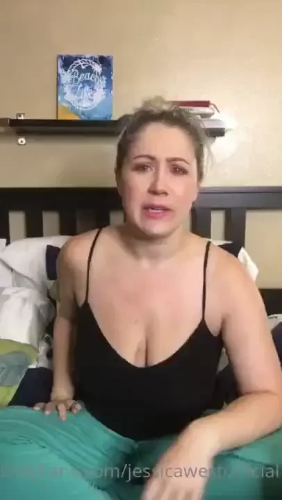 Happy friday welcome to another wish list gift unboxing video and 