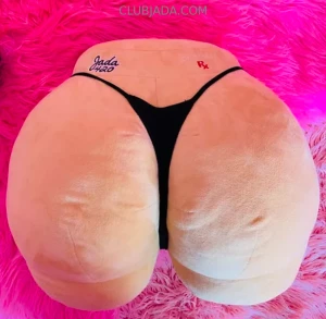 Exclusive jada booty pillow snuggle my ass i picked up some booty