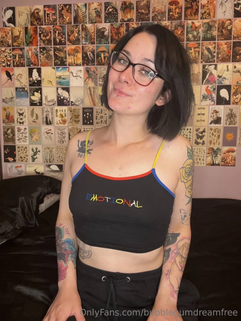 Do you wanna see my pretty pussy amp cute asshole links in bio part 1 