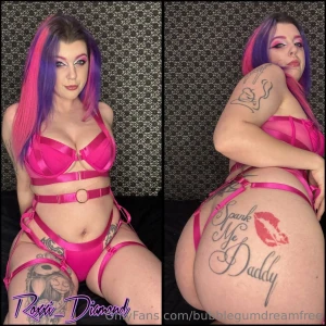 Hot milf roxxi_diamond just got her 32g tiddies pierced amp loves to