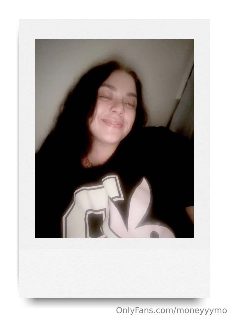 Daddy will u roll on my ass 