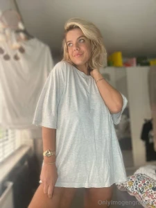 Can i borrow your tshirt x