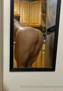 Close up on the hammies