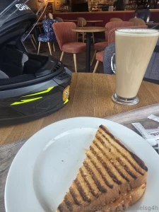 Who s joining or paying for my breakfast