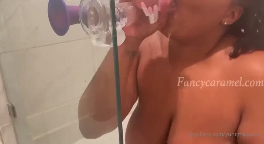Come in the shower and nut in my pussy please fancycaramel cu_blanco 