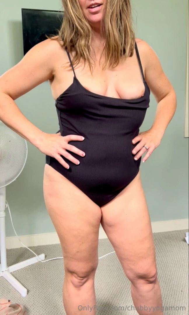 chubbyyogamom - You ve seen my vacation swimsuit here s my appropriate for the mom 