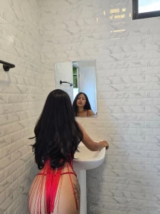 Mirror mirror on the wall part 259